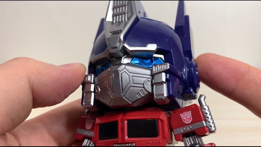 트랜스포머_범블비_옵티머스_transformers_bumblebee_optimus_옵티머스 프라임_optimus prime_범블옵_넨도로이드_nendoroid.mpeg_20210122_213317.933.jpg