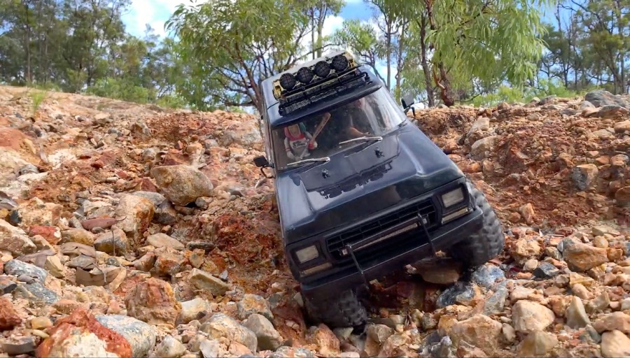 Traxxas Trx4 포드 브롱코 오프로드 다녀왔습니다_3.jpg