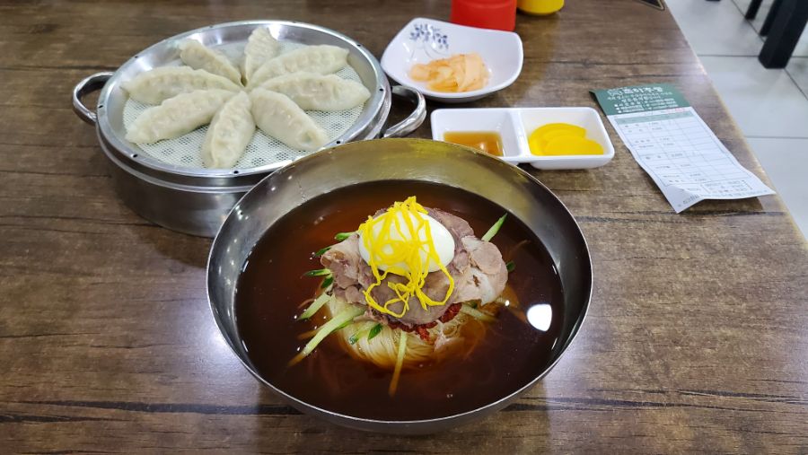 해운대 아침 국룰 | 유머 게시판 | 루리웹