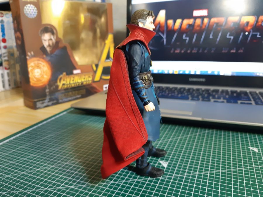 S.H.Figuarts 닥터 스트레인지 (배틀 온 타이탄)_7.jpg
