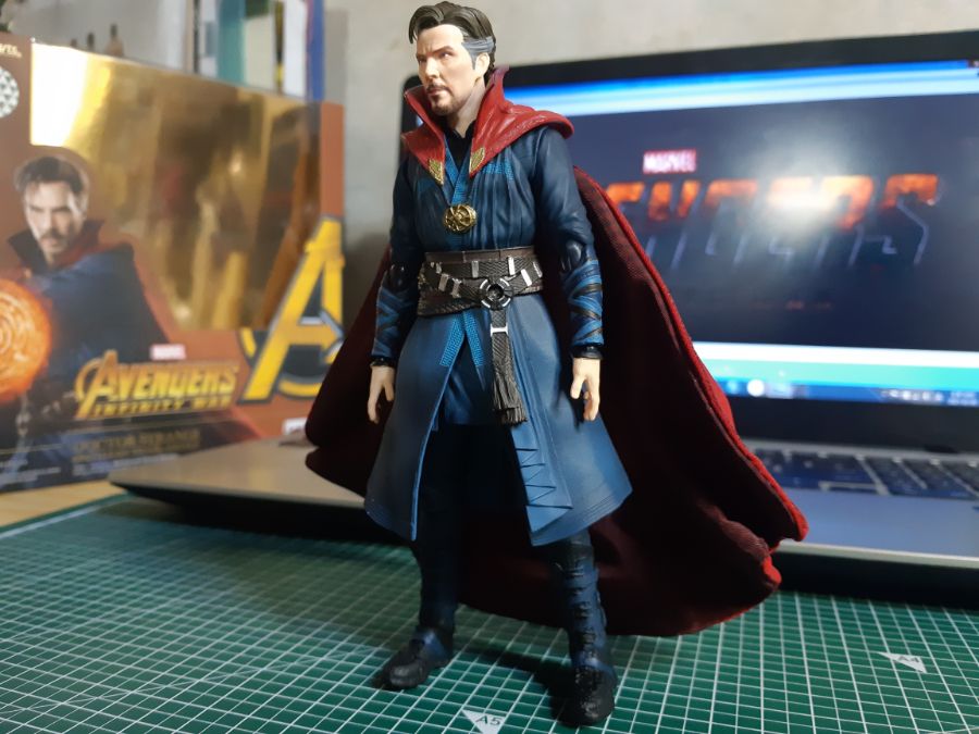 S.H.Figuarts 닥터 스트레인지 (배틀 온 타이탄)_10.jpg