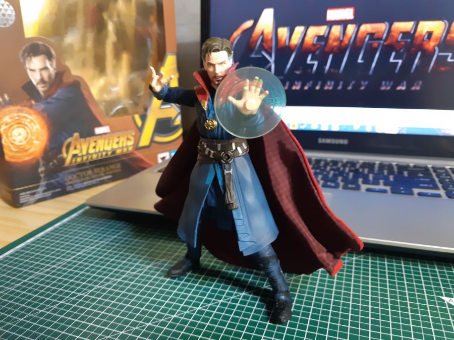 S.H.Figuarts 닥터 스트레인지 (배틀 온 타이탄)_18.jpg