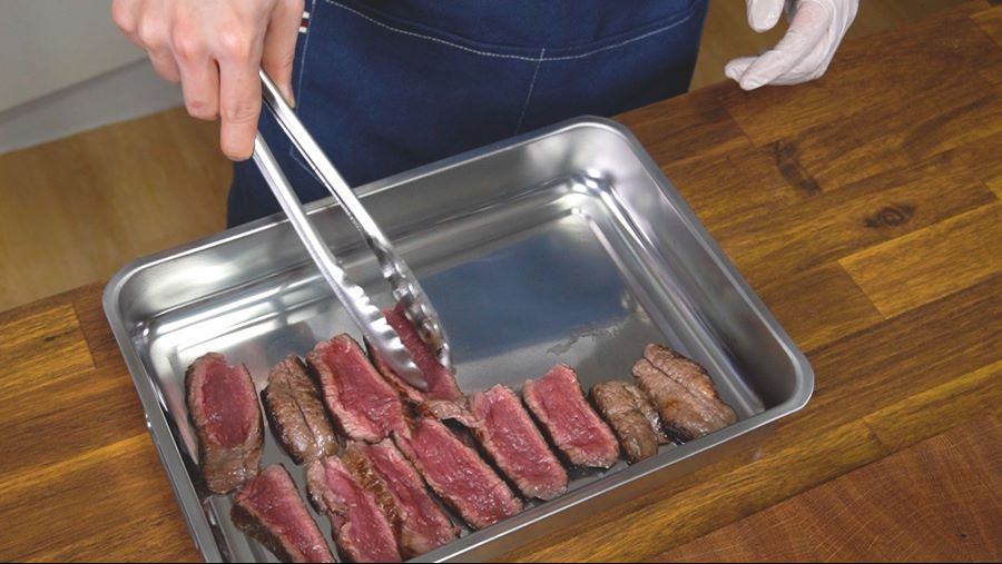 부드러움과 고소함의 끝판왕 솔트배의 기버터 스테이크_11.jpg