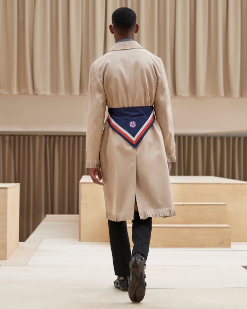 Burberry Autumn_Winter 2021 Menswear Presentation Collection - Look 17 - Reece_002.jpg