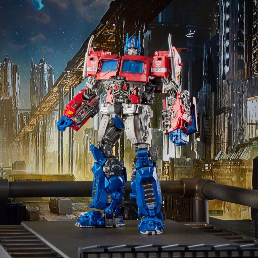 05-Transformers-MPM-12-Optimus-Prime.jpg