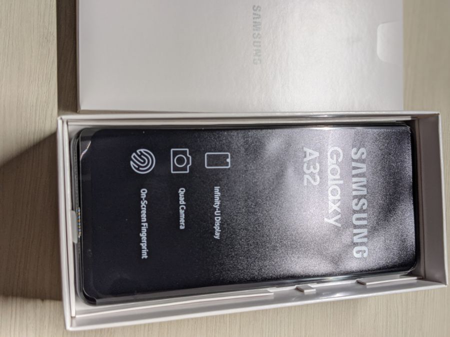 갤럭시A32 모델 오픈 및 첫 느낌_2.jpg