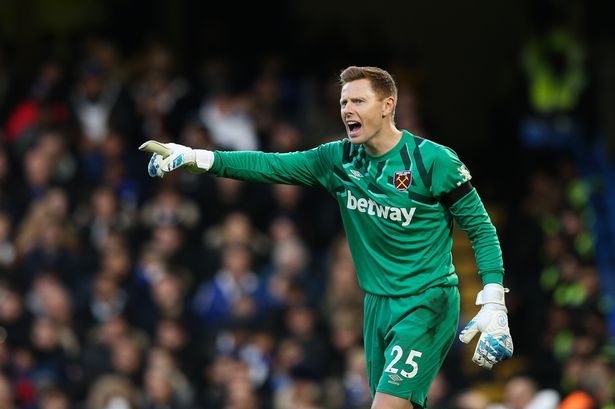 서른셋에 꿈을 이룬 골키퍼_1.jpg