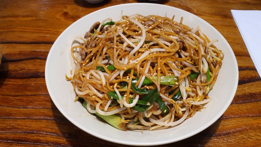 소 안심이 듬뿍 들어간 볶음면_1.jpg