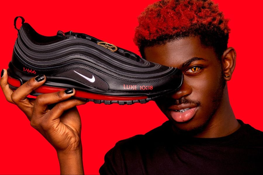 https___kr.hypebeast.com_files_2021_03_lil-nas-x-apologizes-for-satan-shoe-youtube-nike-mschf-airmax-01.jpeg