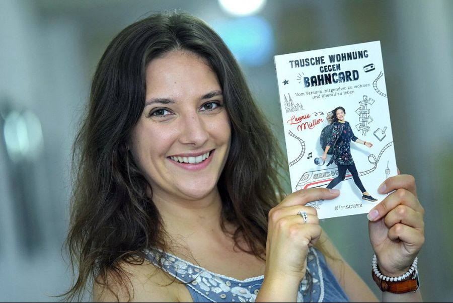 비싼 월세땜에 기차에서 생활했던 독일 여대생_14.jpg