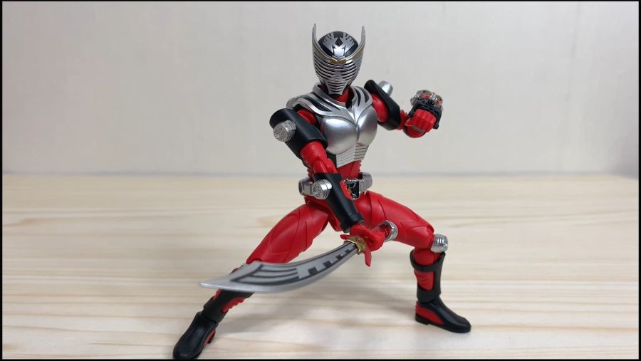 [피규어라이즈 스탠다드] 가면라이더 류우키_22.jpg