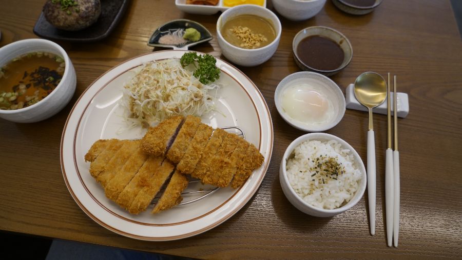 2021-05-2312-20-12 부산광역시 남구 대연동 구르메 식당 등심 로스 카츠.JPG