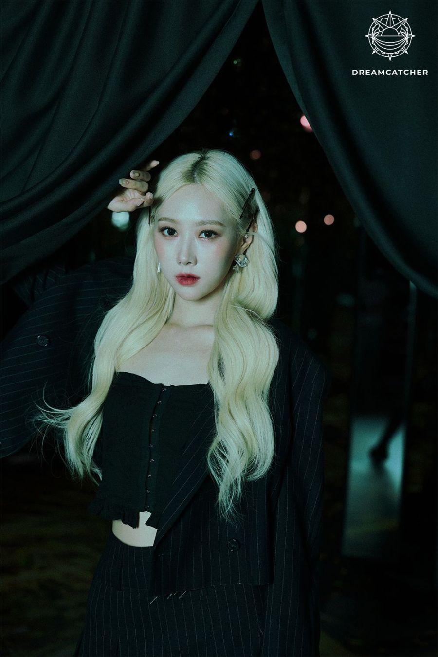 드림캐쳐, 블랙 카리스마 콘셉트 포토 공개_4.jpg