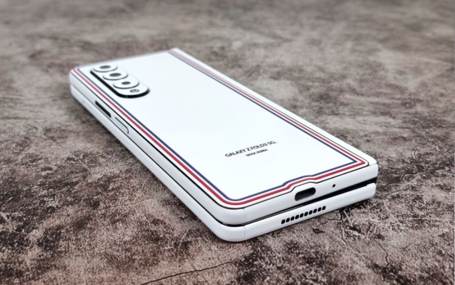 갤럭시 Z 폴더3 톰브라운 에디션인척하기;;_6.jpg