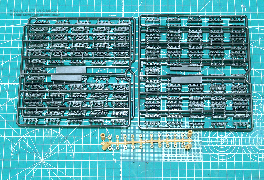 Tiger I Early Ver. w/Interior 프라모델 모형_11.jpg