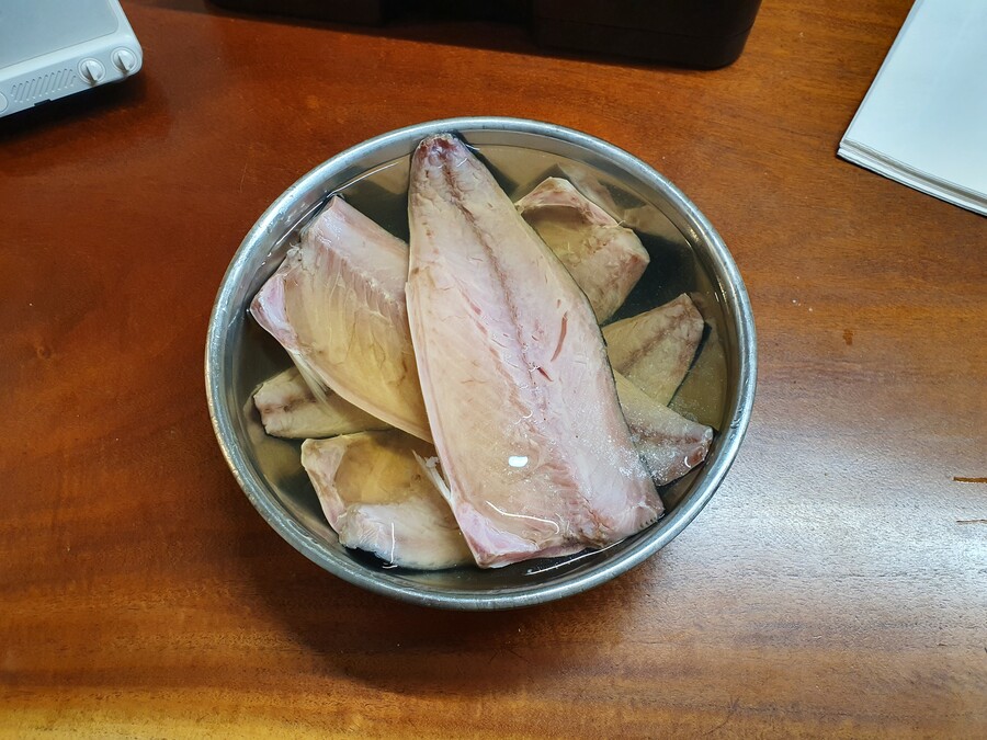 결혼기념일 맞이 시메사바, 고등어봉초밥_3.jpg