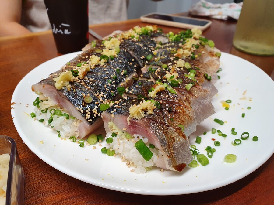 결혼기념일 맞이 시메사바, 고등어봉초밥_7.jpg