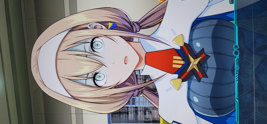 미츠바 파랗게 질려버리는 표정_1.jpg