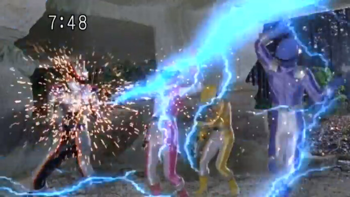 전대물) 어떤 개그캐가 최종보스_59.png