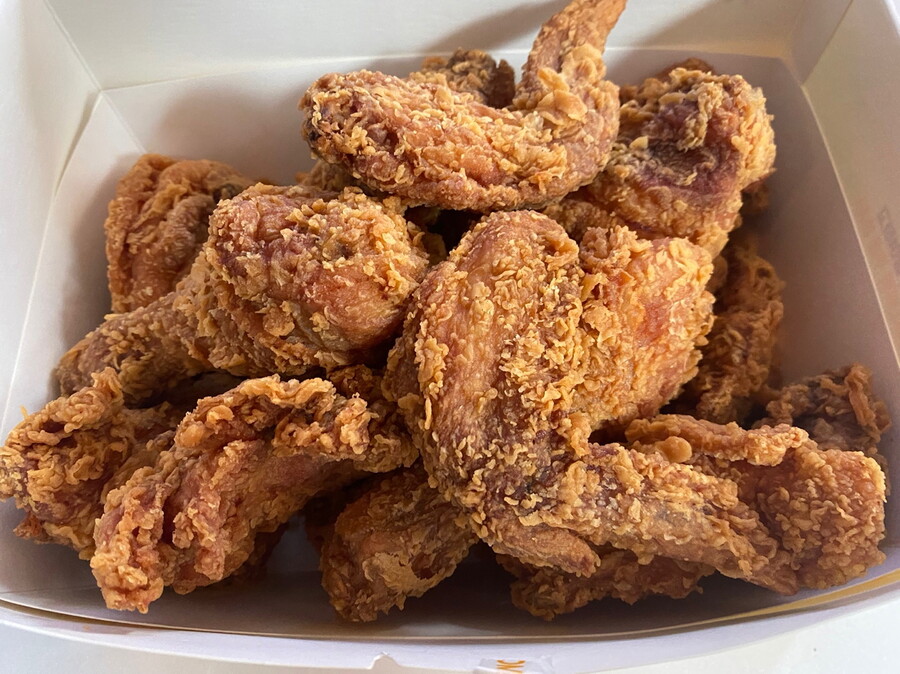 맘스터치 후라이드 치킨~~~_2.jpg