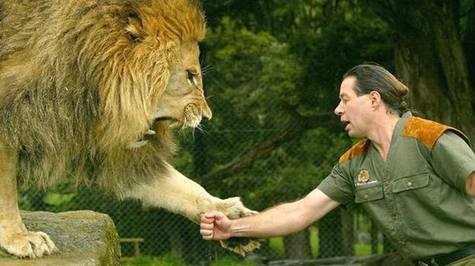 [퀴즈] 큰 짐승의 위엄 (사냥 시뮬레이션 스크린샷)_1.jpg