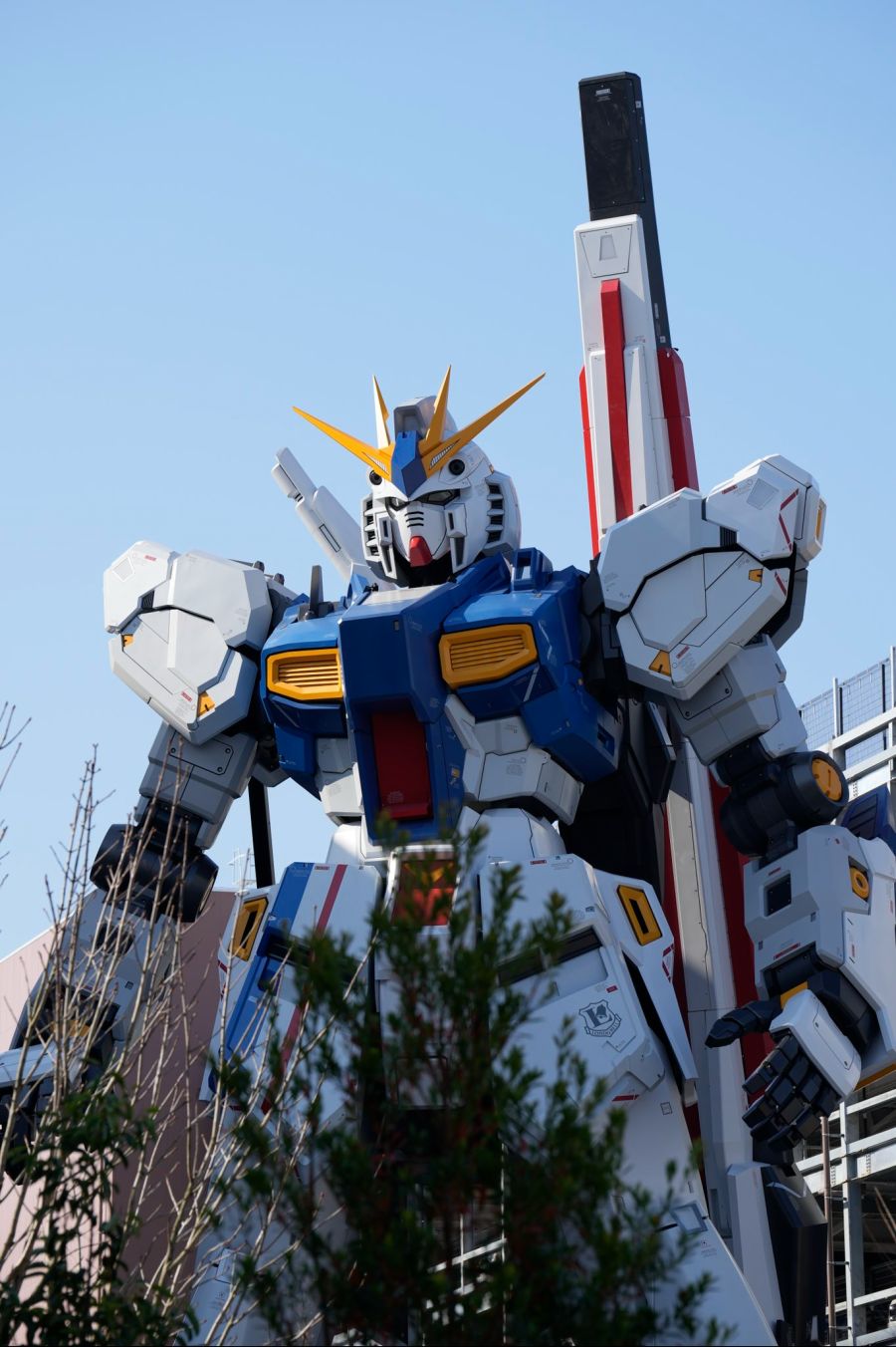 후쿠오카 1/1 뉴 건담 입상 머리 건설 사진_12.jpg