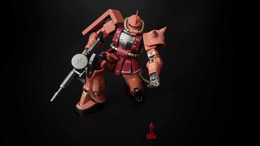 [건프라 RG 백과사전] NO.2 MA-06S 샤아 전용 자쿠2_5.jpg