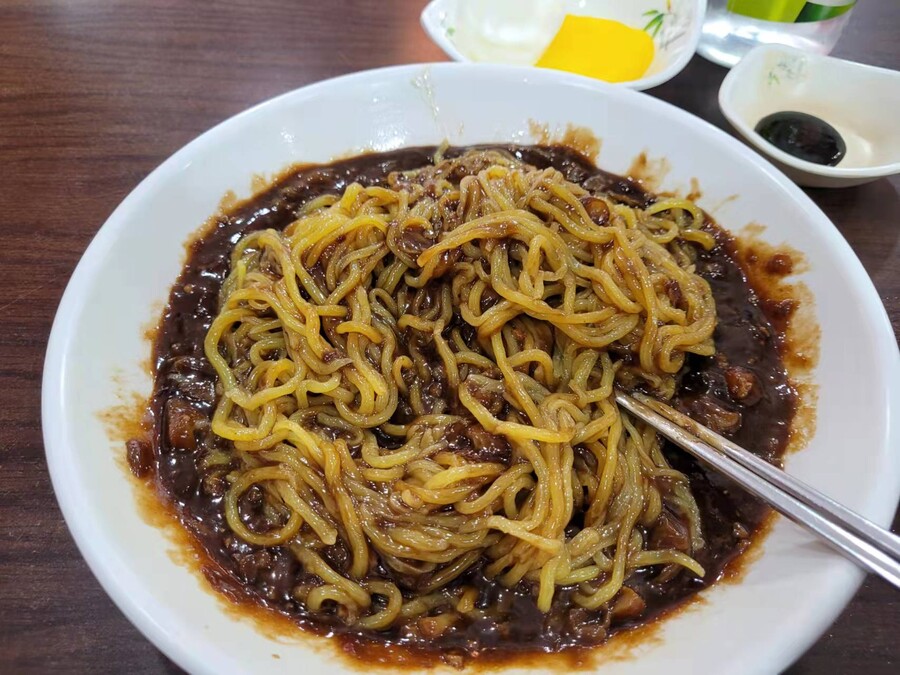 서울 집 근처 4천원 짜장면집