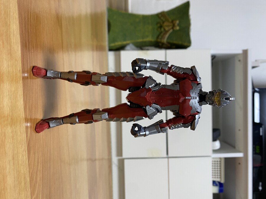 울트라맨 슈트 fully armed_1.jpeg