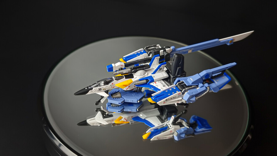 [건프라 rg 6번 스카이글래스퍼] 합체! 부분도색 팁_소드, 런쳐, 에일팩_1.jpg