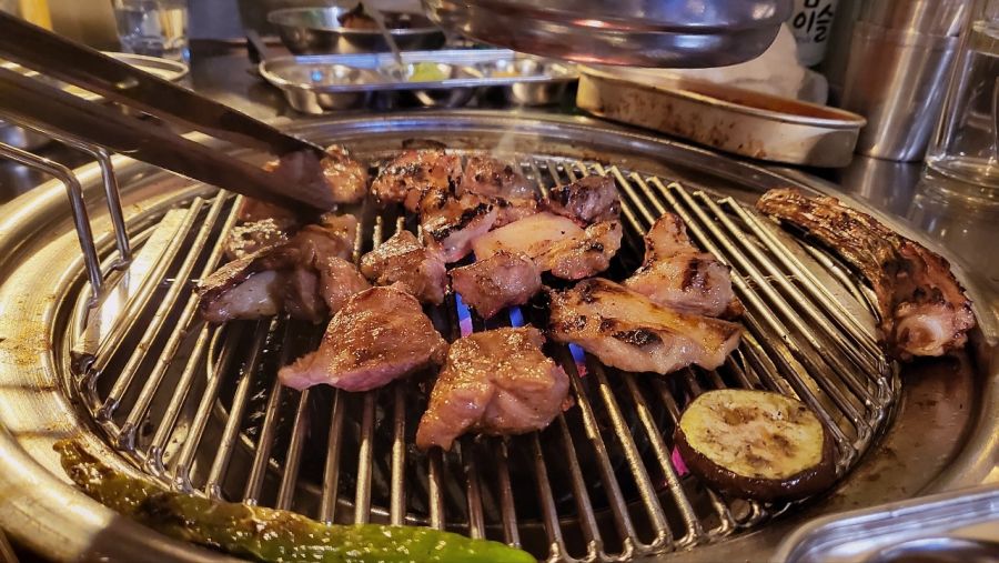 서산에서 유명하다는 뒷고기집