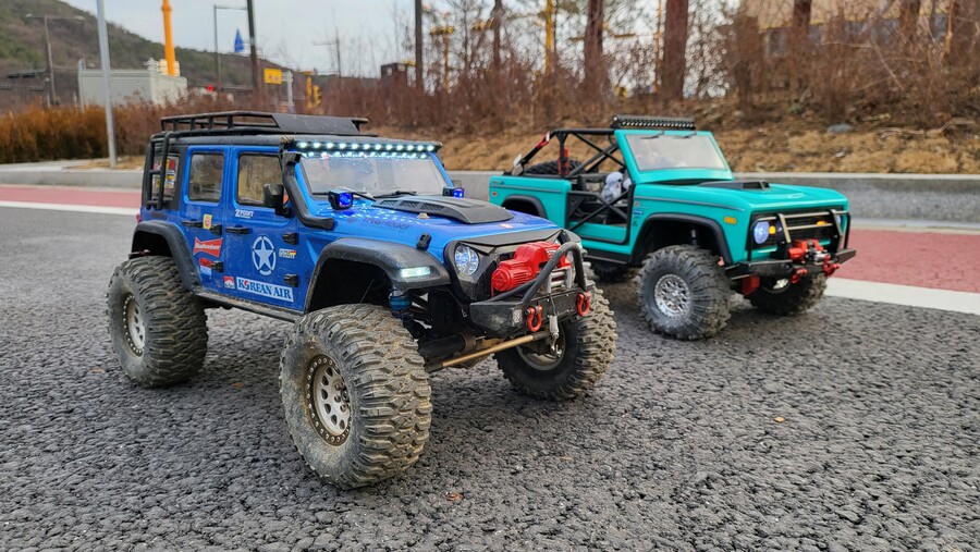 트라이얼RC카로 부서져라 달리기~_1.jpg