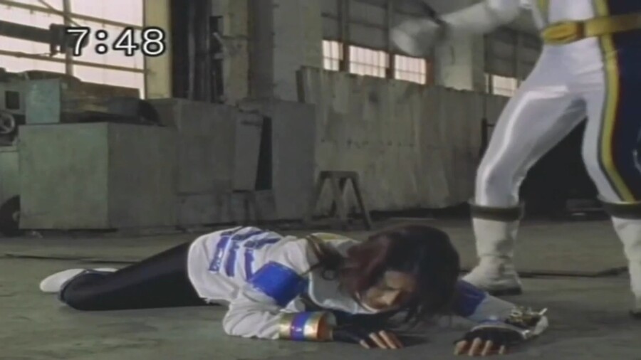 [가면라이더쿠우가]매력적인 장미누님_104.jpg