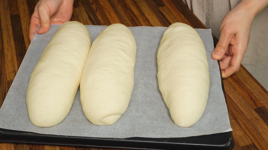 마늘을 아낌없이 때려 넣은 마늘빵_9.png