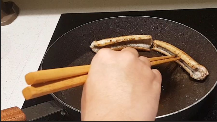 [소금특집] 뱀 소금 구이_11.png