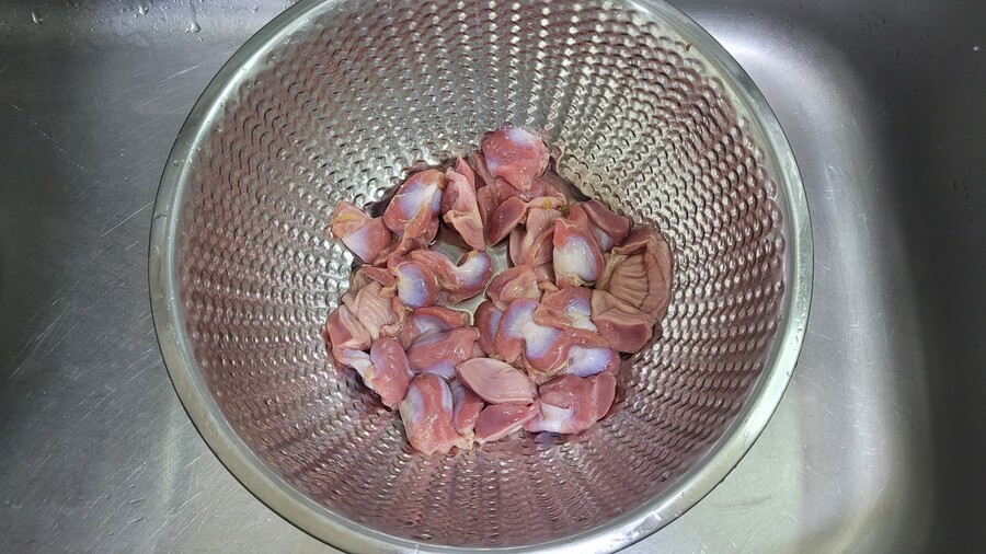 야옹이랑 먹는 닭똥집볶음_3.jpg