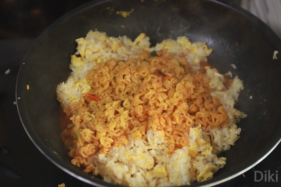 돼지불고기 열라면 볶음밥_7.jpg