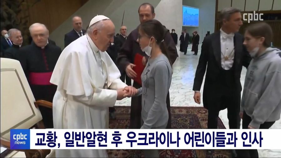 교황님 근황.news (feat. 우크라이나)_9.jpg