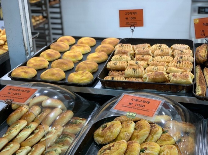 그러고보니 한국에서도 1000원 빵 있긴 했었네