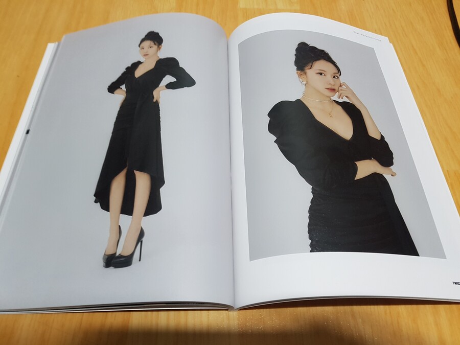 트와이스 진 포토북_27.jpg