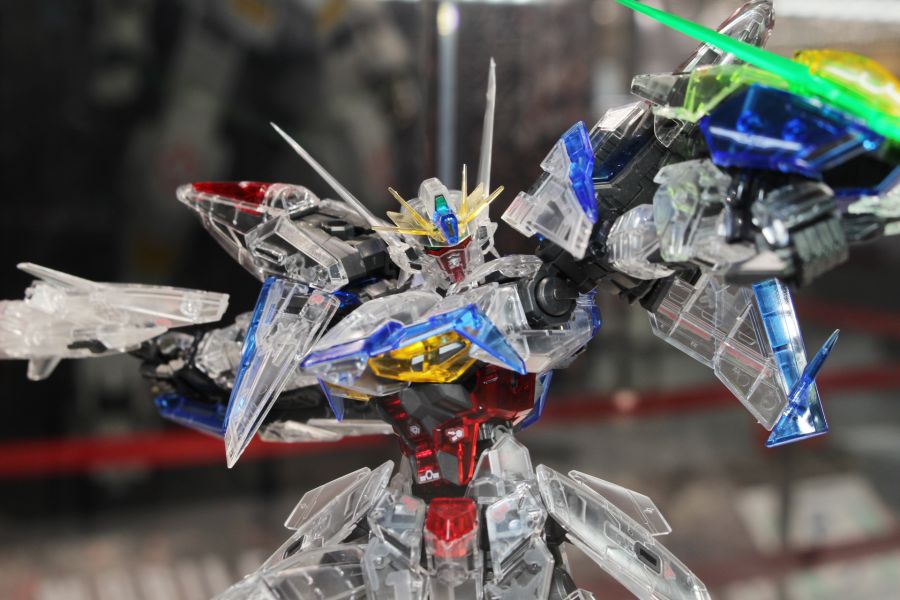 MG 이클립스 건담 [클리어 컬러] 전시 사진_3.jpg