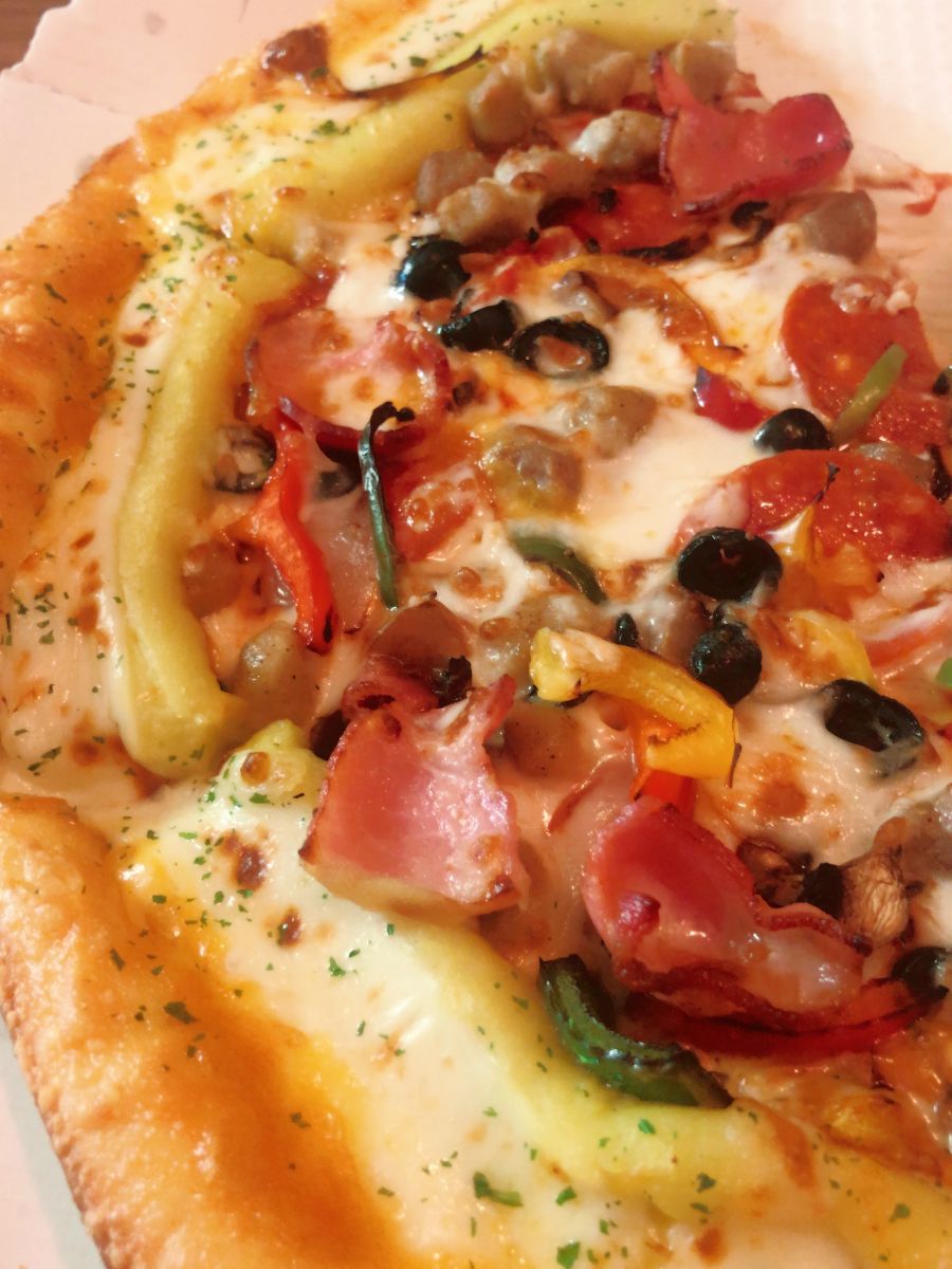 피자헛 수퍼슈프림 리치골드 피자_8.jpg