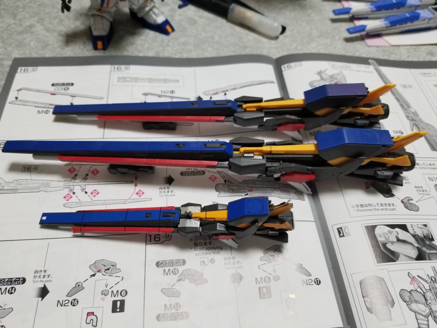RG & EG RX-93ff 뉴 건담 비교 사진_6.jpg