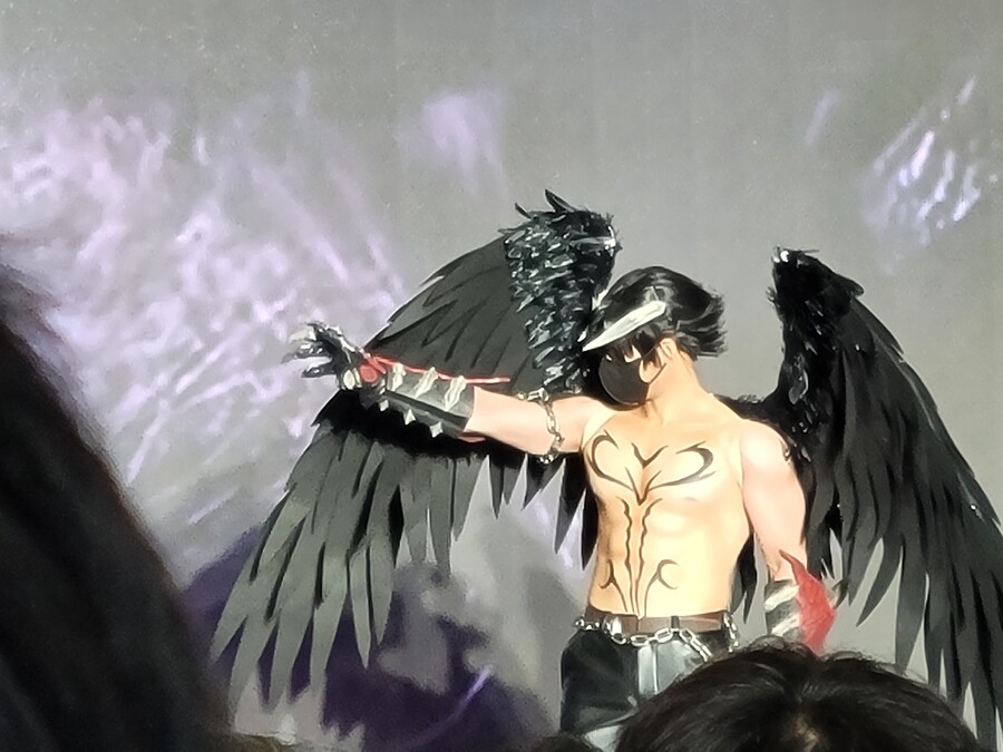 플레이엑스포)코스프레 대회본선 리허설 중이네_1.jpg