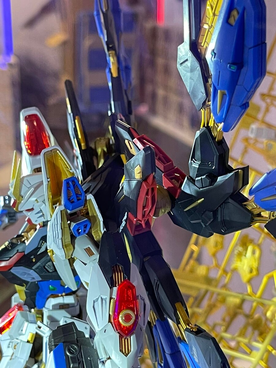 [반다이] MGEX 스트라이크 프리덤 건담 전시사진_16.jpg