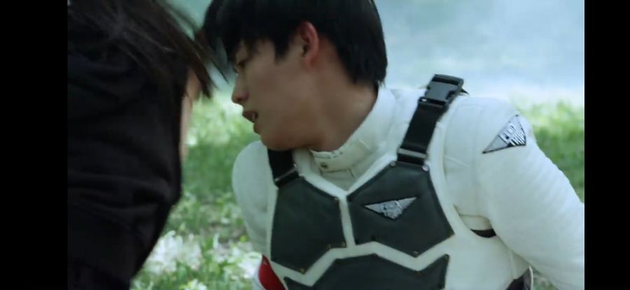 [가면라이더 리바이스] 흔한 일요일 아침 드라마의 싸닥션들_11.jpg