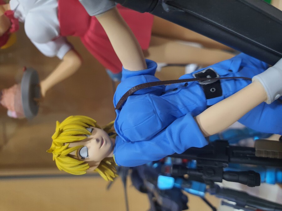 VOLKS 1/8 레진 헬싱 세라스 빅토리아(완성)_9.jpg