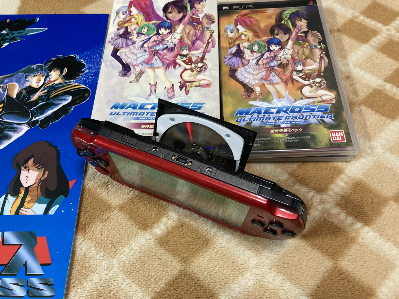 마크로스 1984 팜플렛 & PSP 초시공 냥냥팩 ~_81.jpg