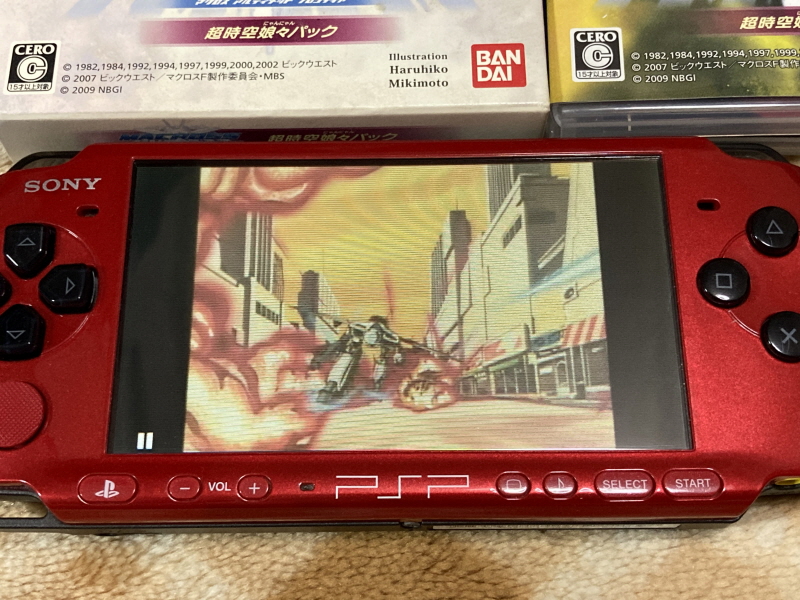 마크로스 1984 팜플렛 & PSP 초시공 냥냥팩 ~_106.jpg