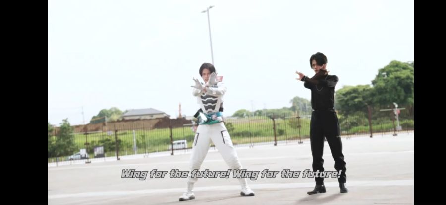 [가면라이더 리바이스] 저가 코스프레가 아닌 livevil_9.jpg